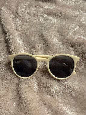 Women's Cream Round Frame Sunglasses - UV Dark Lenses